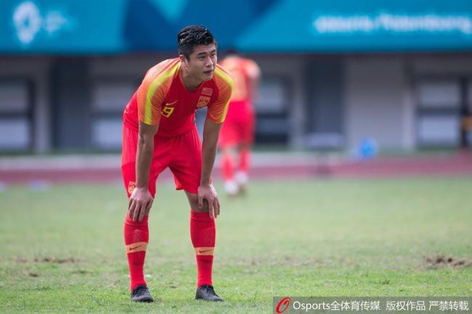 Olympic Trung Quốc 3-4 Olympic Ả Rập Xê Út: Cơn mưa bàn thắng - 1
Nỗi buồn của các cầu thủ Olympic Trung Quốc sau khi bị thủng lưới