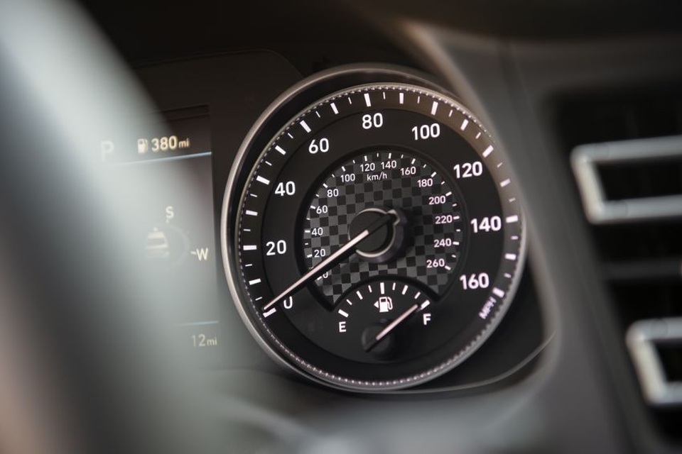 Hyundai nâng cấp Elantra, thêm nhiều trang bị - 15 Hyundai nâng cấp Elantra, thêm nhiều trang bị - 15