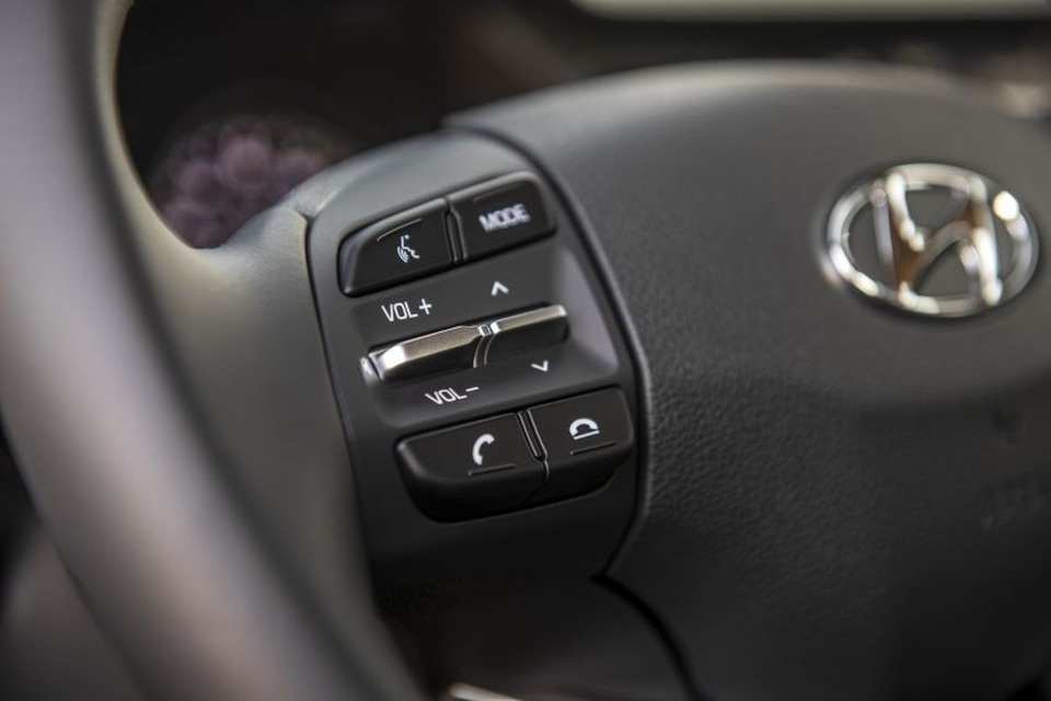 Hyundai nâng cấp Elantra, thêm nhiều trang bị - 13 Hyundai nâng cấp Elantra, thêm nhiều trang bị - 13