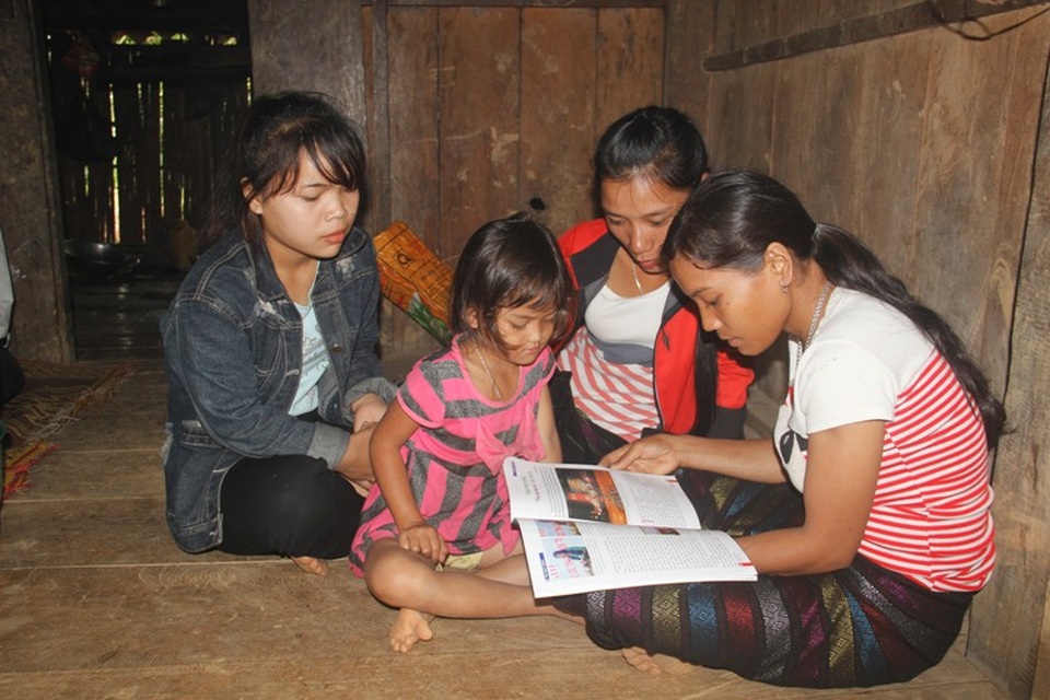 Quảng Trị: Khởi công “Mái ấm khuyến học” cho học sinh nghèo vùng biên giới - 6 Chị em cháu Một luôn cố gắng trong học tập