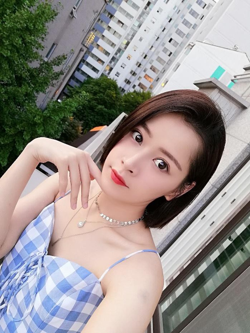 4 AI camera trên Huawei Nova 3i làm được gì? - 1 Đại sứ Chi Pu thử thách khả năng selfie siêu rõ nét trên Nova 3i