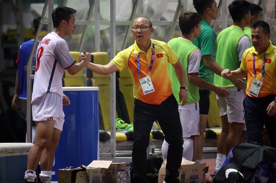 Báo Hàn Quốc: “Việt Nam đủ sức vượt qua Thái Lan ở AFF Cup” - 1
Tờ Spotvnews tin rằng HLV Park Hang Seo có thể giúp Việt Nam giành chức vô địch AFF Cup