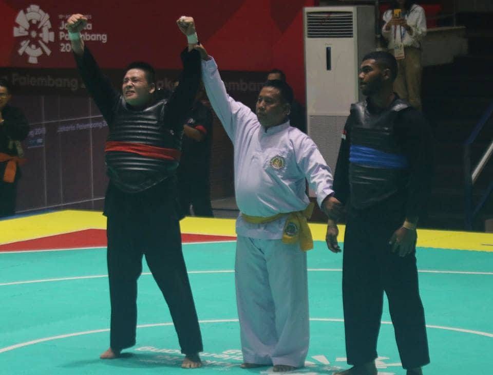 Kết quả thi đấu Asiad 2018 ngày 26/8: Pencak Silat thăng hoa, Tú Chinh bị loại - 12
Nguyễn Văn Trí dành chiến thắng áp đảo 5-0 trước đối thủ người Singapore để ghi danh vào trận chung kết.