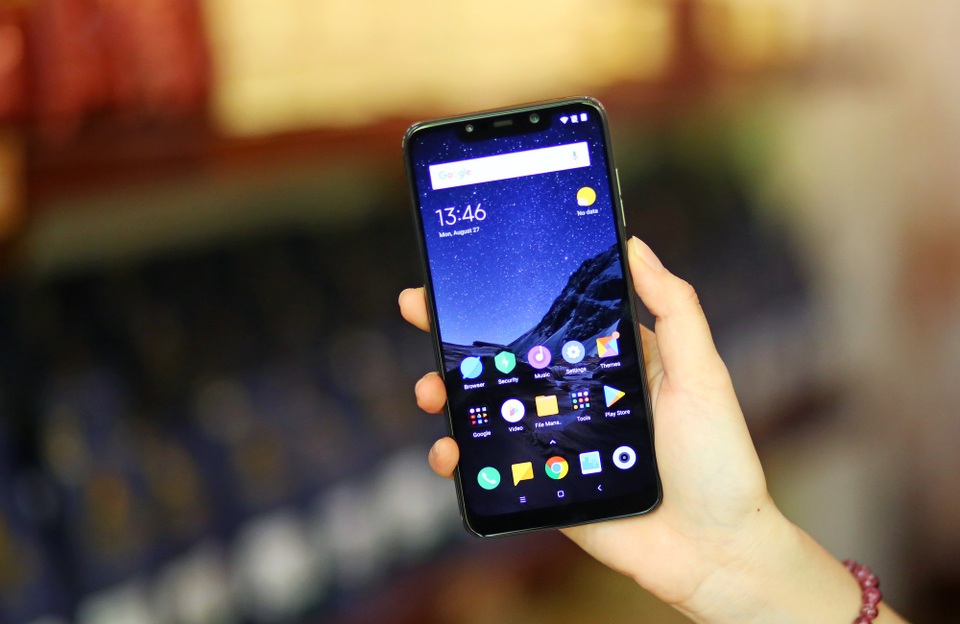 Xiaomi tung Pocophone cấu hình như "siêu phẩm", giá dưới 9 triệu đồng - 3 Xiaomi tung Pocophone cấu hình như "siêu phẩm", giá dưới 9 triệu đồng - 3