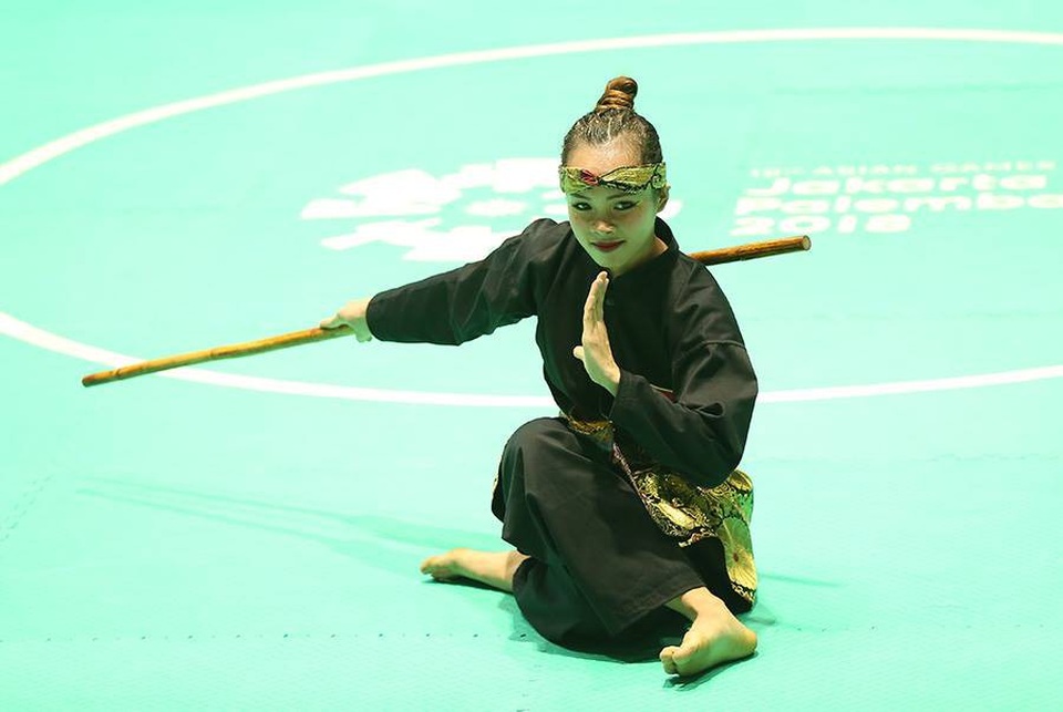 Kết quả thi đấu Asiad 2018 ngày 27/8: HCV thứ 2 cho Việt Nam - 21
Nữ vận động viên Vương Thị Bình tham dự phần thi biểu diễn