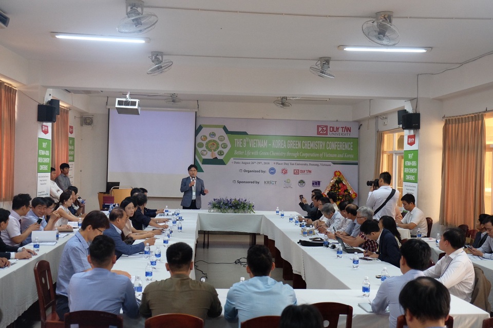 Việt Nam - Hàn Quốc chia sẻ nghiên cứu về Hoá học xanh - 1 Gần 100 nhà khoa học, chuyên gia quốc tế hội thảo về Hoá học xanh tại Đà Nẵng