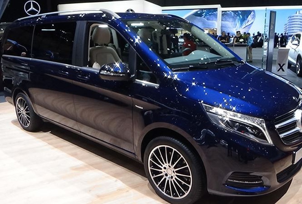 Phát hiện một doanh nghiệp ‘khai nhầm’ xuất xứ xe Mercedes - 1
Ảnh minh họa xe Mercedes-Benz V250d 4Matic. Nguồn: Internet