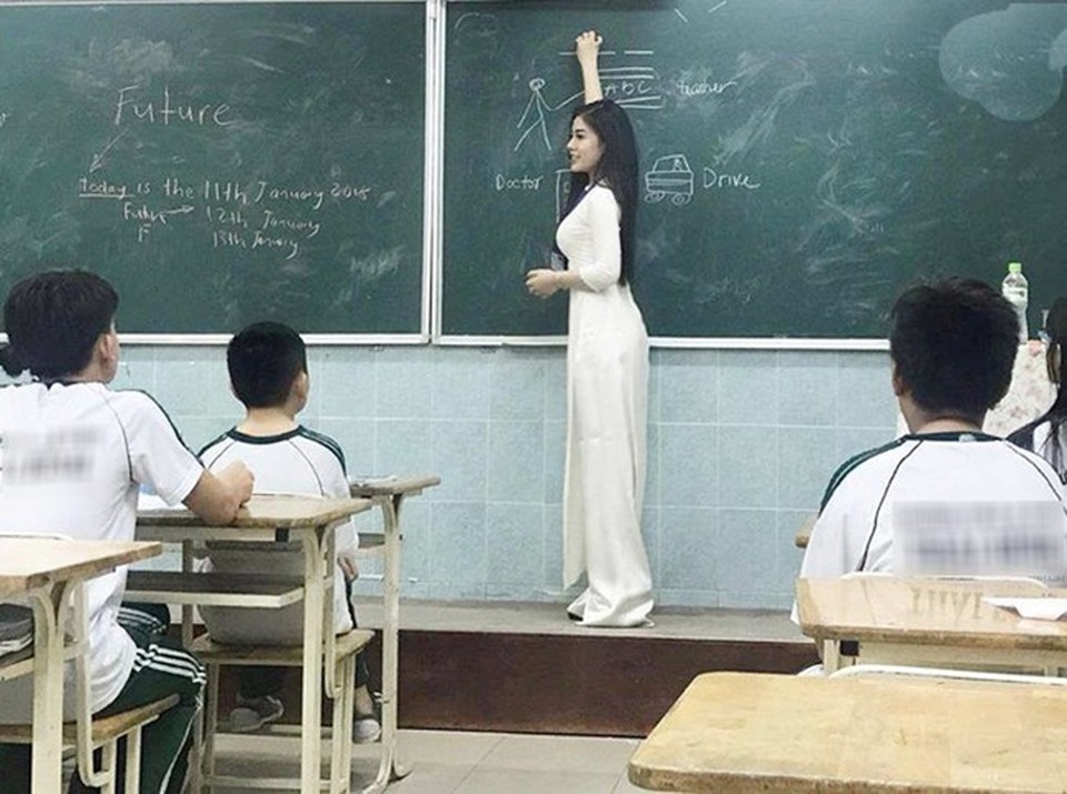 Gái Việt lên báo nước ngoài: Người bị chỉ trích, người được ca ngợi như nữ thần - 1 Gái Việt lên báo nước ngoài: Người bị chỉ trích, người được ca ngợi như nữ thần - 1