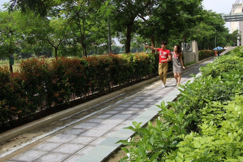 MIKGroup trao giấy chứng nhận quyền sở hữu nhà ở cho cư dân Valencia Garden - 4 MIKGroup trao giấy chứng nhận quyền sở hữu nhà ở cho cư dân Valencia Garden - 4