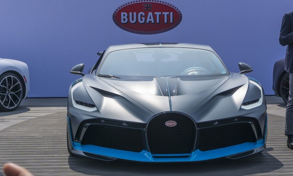 Bugatti Divo - Chưa ra "sạp" đã cháy hàng - 2 Bugatti Divo - Chưa ra "sạp" đã cháy hàng - 2