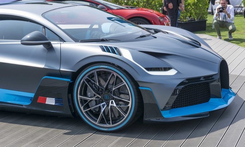 Bugatti Divo - Chưa ra "sạp" đã cháy hàng - 3 Bugatti Divo - Chưa ra "sạp" đã cháy hàng - 3