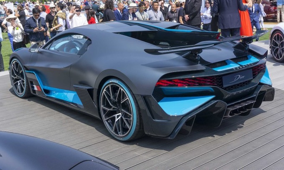 Bugatti Divo - Chưa ra "sạp" đã cháy hàng - 7 Bugatti Divo - Chưa ra "sạp" đã cháy hàng - 7