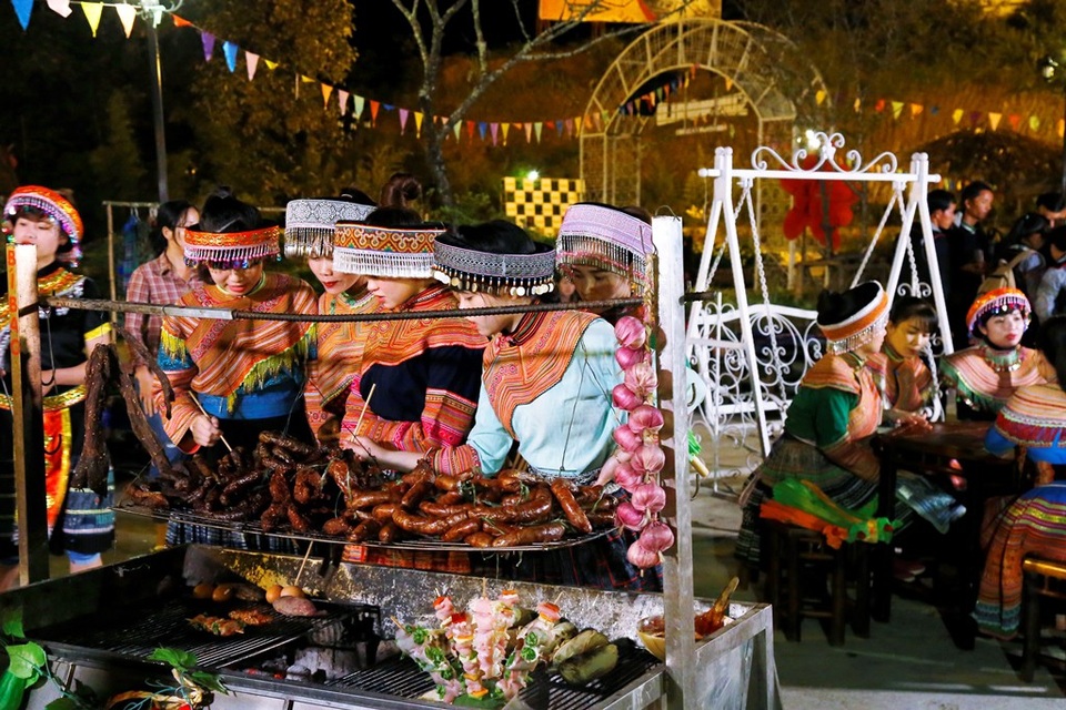 Xách ba lô lên và săn mùa vàng tháng 9 ở Sa Pa - 11