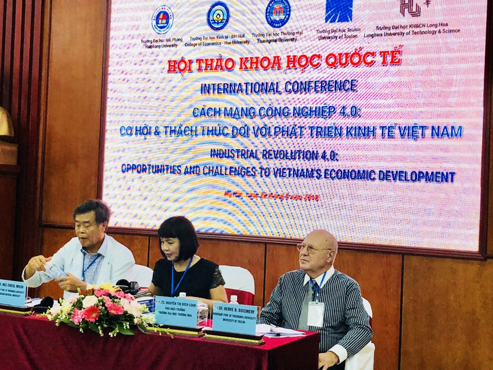 “Cơ hội vàng” để Việt Nam đi tắt đón đầu cuộc cách mạng công nghiệp 4.0 - 1
Hội thảo khoa học quốc tế