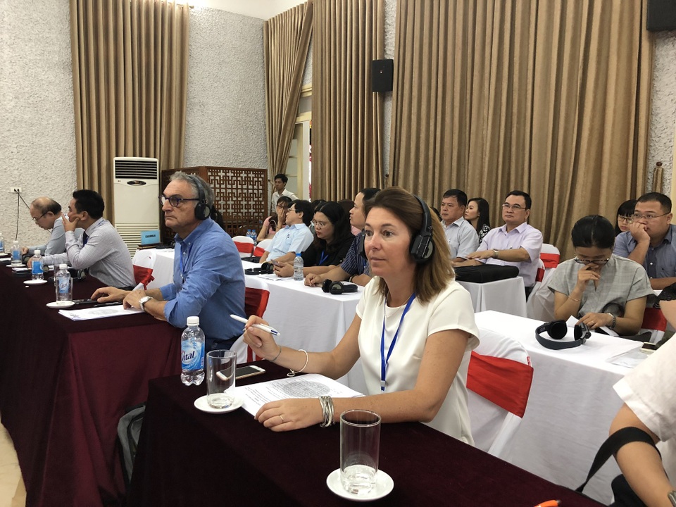 “Cơ hội vàng” để Việt Nam đi tắt đón đầu cuộc cách mạng công nghiệp 4.0 - 3
Các đại biểu quốc tế tham dự hội thảo