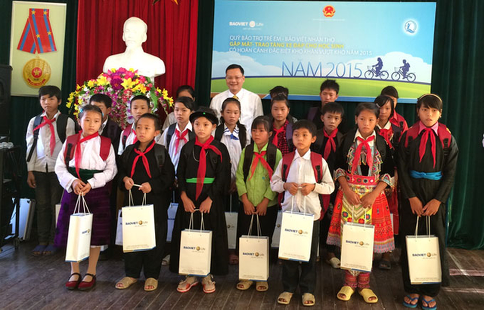 Bảo Việt Nhân thọ nhận thư khen của Chủ tịch nước - 4 Bảo Việt Nhân thọ nhận thư khen của Chủ tịch nước - 4