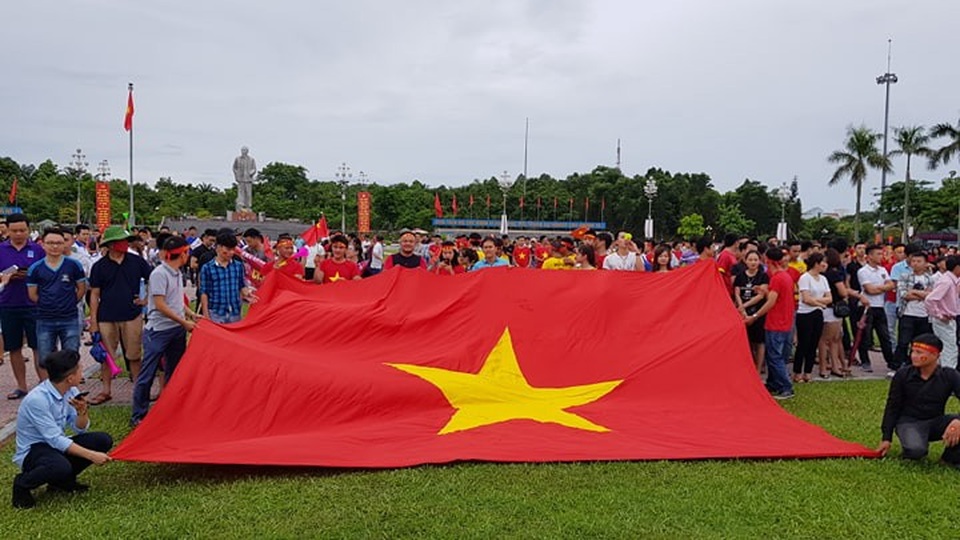 Người hâm mộ ngỡ ngàng với tuyệt phẩm của Minh Vương - 28 Người hâm mộ ngỡ ngàng với tuyệt phẩm của Minh Vương - 28