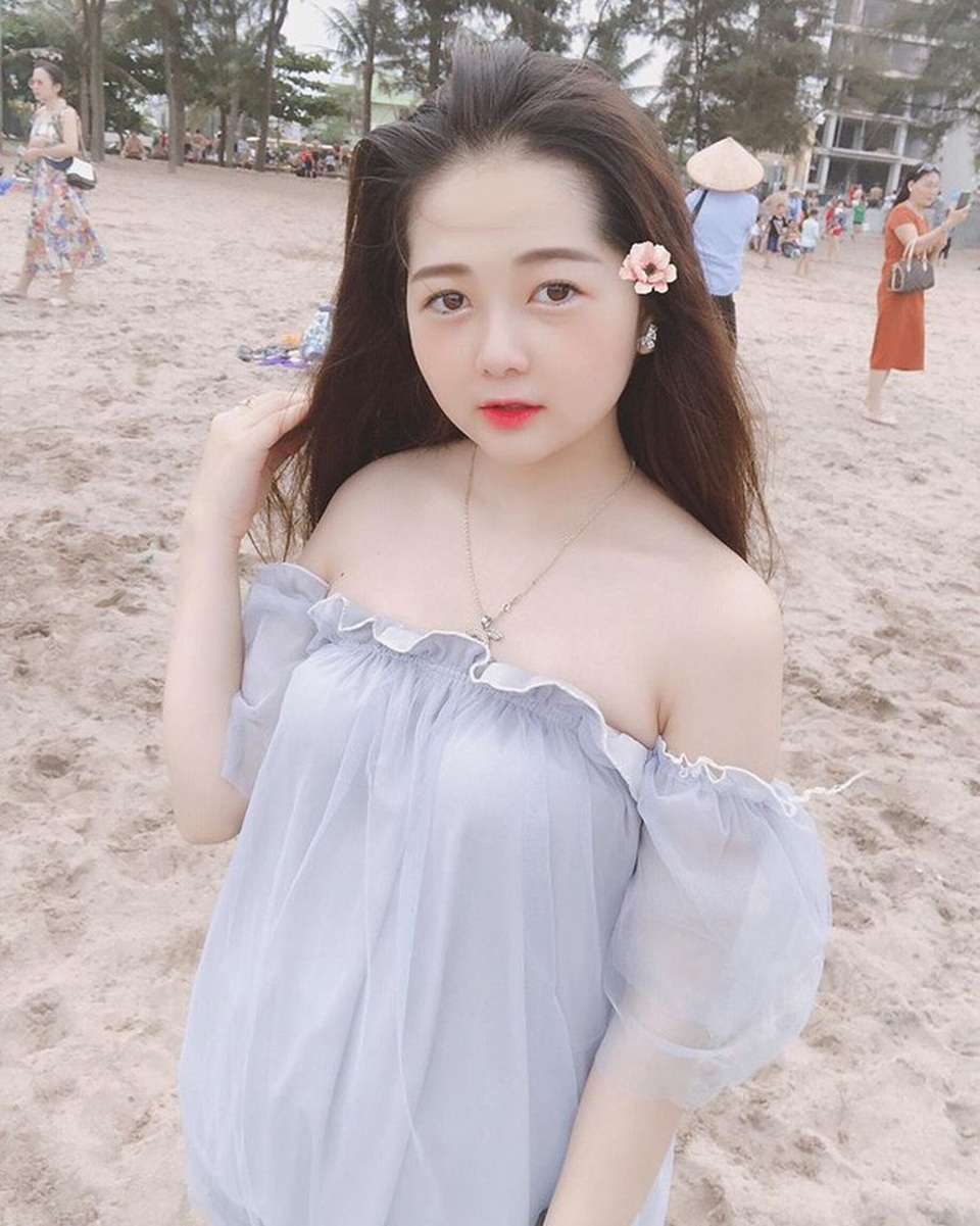 Đồng hương Văn Toàn có một fan girl bóng đá xinh đẹp thế này! - 13 Đồng hương Văn Toàn có một fan girl bóng đá xinh đẹp thế này! - 13