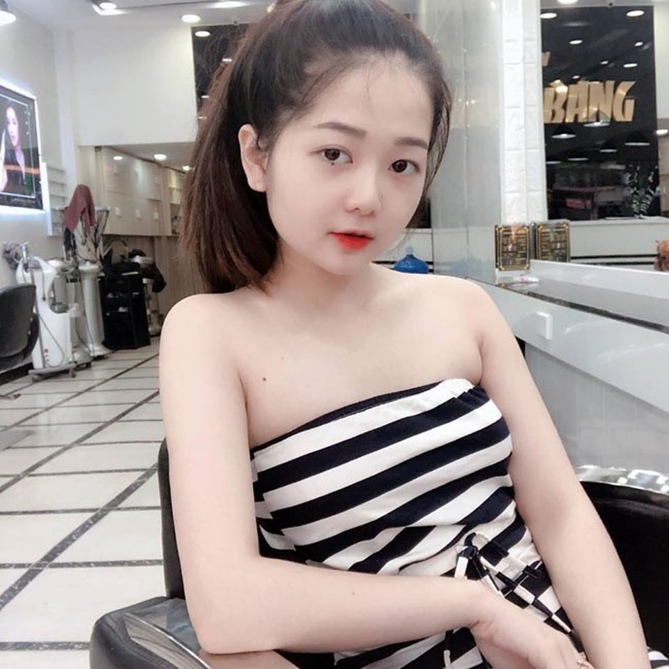 Đồng hương Văn Toàn có một fan girl bóng đá xinh đẹp thế này! - 3 Đồng hương Văn Toàn có một fan girl bóng đá xinh đẹp thế này! - 3