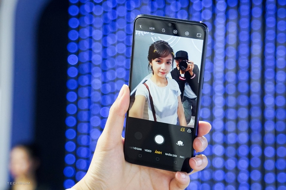 Oppo “phổ cập” AI Smartphone đến gần hơn với người dùng - 3 F9 trang bị Ai beauty 2.1, Helio P60 có AI và nhiều tính năng thông minh khác