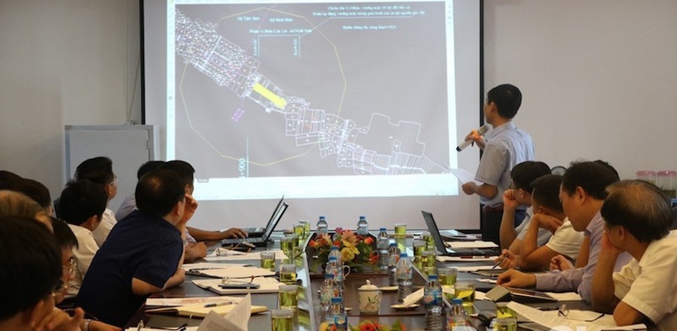 Bí thư tỉnh ủy Bắc Giang trực tiếp chỉ đạo khơi thông cung đường huyết mạch! - Ảnh 2. Bí thư tỉnh ủy Bắc Giang trực tiếp chỉ đạo khơi thông cung đường huyết mạch! - Ảnh 2.
