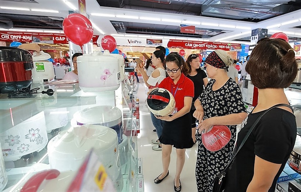 Vincom ghi dấu ấn mới tại Lạng Sơn và Bắc Ninh dịp Quốc khánh - 5
Vincom Plaza Lạng Sơn và Vincom Plaza Bắc Ninh đều sở hữu siêu thị điện máy VinPro với hàng nghìn sản phẩm công nghệ, điện máy hiện đại mới nhất hiện nay.