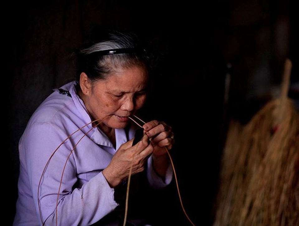 Nét đẹp phụ nữ Việt Nam trong lao động qua con mắt của Lê Bích - 4