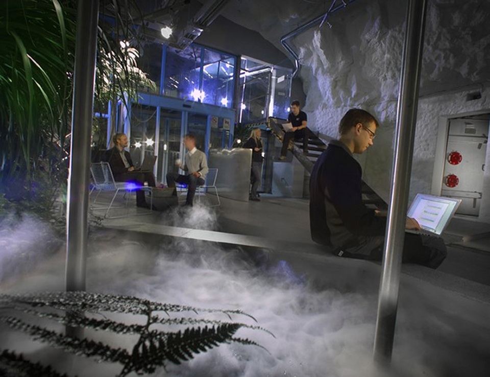 "Chui" xuống lòng đất ngắm văn phòng làm việc có một không hai ở Thụy Điển - 7