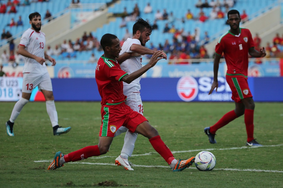 Hoà Oman, Olympic Palestine giành ngôi Á quân cúp tứ hùng - 1
Trận đấu diễn ra khá cân bằng - Ảnh: Gia Hưng
