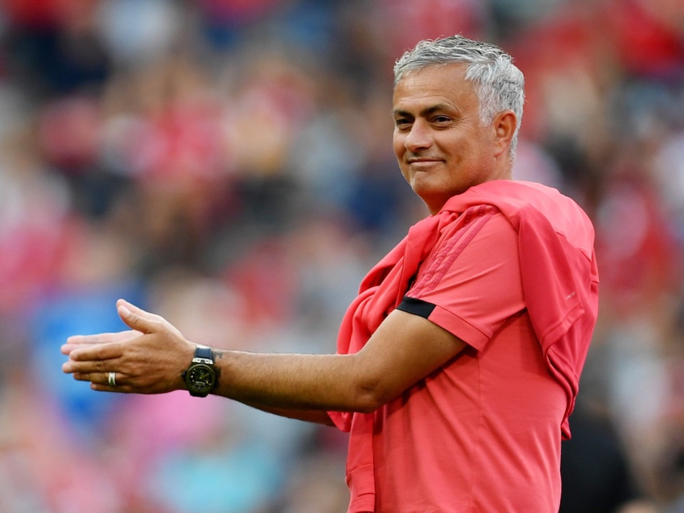 HLV Mourinho sẽ nhận núi tiền nếu bị MU sa thải - 1
HLV Mourinho sẽ nhận được 12 triệu bảng nếu bị MU sa thải