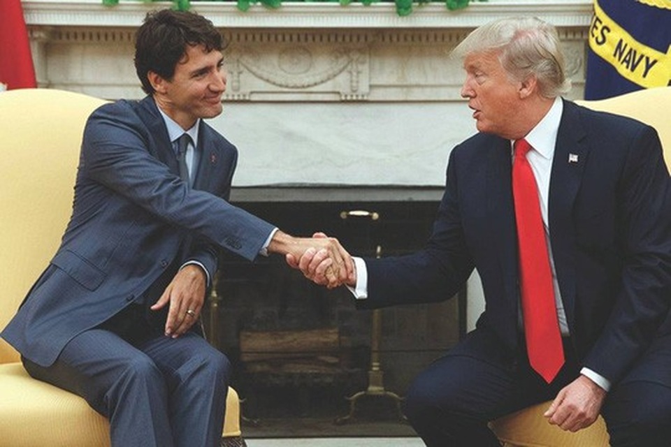 Canada - Ả Rập Saudi tranh chấp, Mỹ đứng cửa giữa - 1
Tổng thống Mỹ Donald Trump trong một lần tiếp Thủ tướng Canada Justin Trudeau tại Nhà Trắng. Ảnh: AP