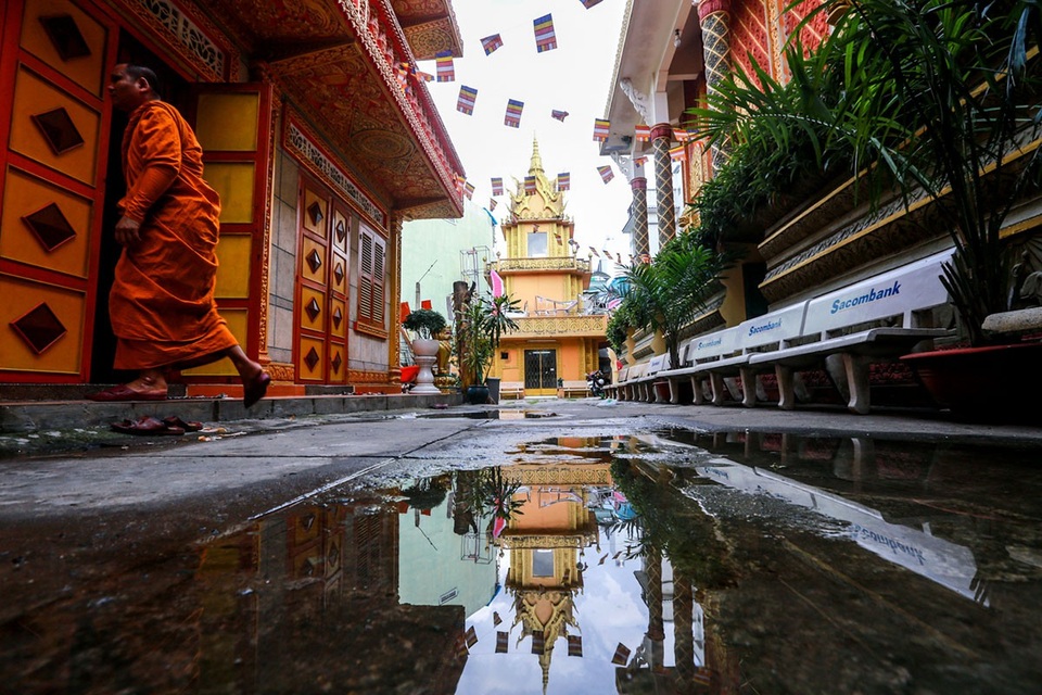 Độc đáo ngôi chùa kiến trúc Khmer đầu tiên ở Sài Gòn - 12 Độc đáo ngôi chùa kiến trúc Khmer đầu tiên ở Sài Gòn - 12