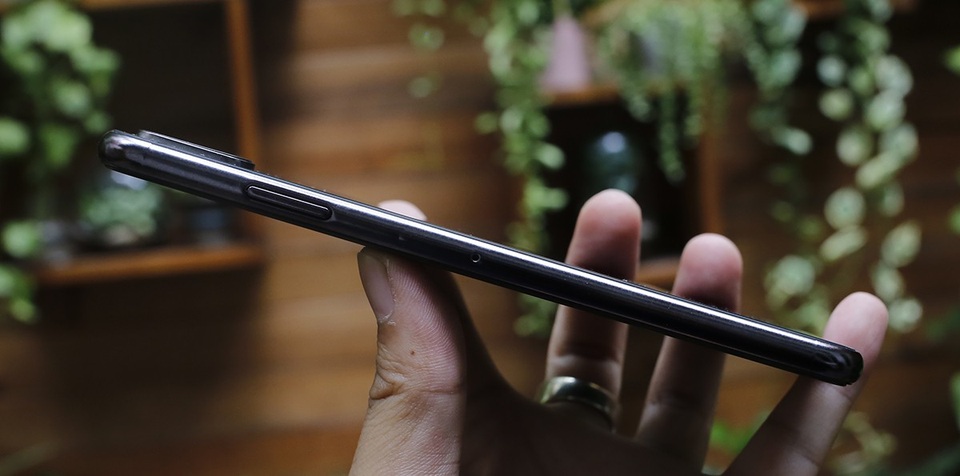 iPhone X Plus chưa ra mắt bất ngờ xuất hiện tại TPHCM - 6 iPhone X Plus chưa ra mắt bất ngờ xuất hiện tại TPHCM - 6