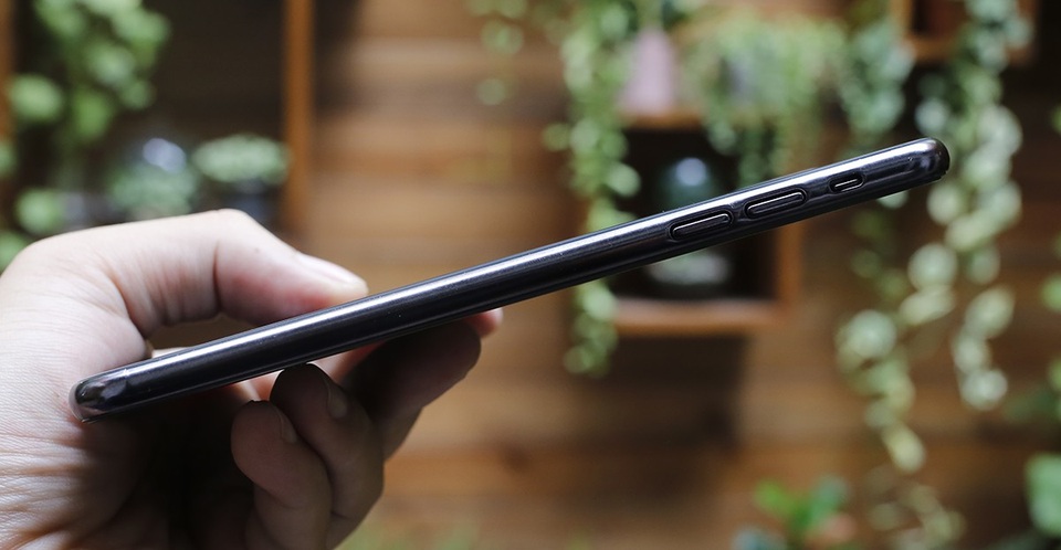 iPhone X Plus chưa ra mắt bất ngờ xuất hiện tại TPHCM - 5 iPhone X Plus chưa ra mắt bất ngờ xuất hiện tại TPHCM - 5