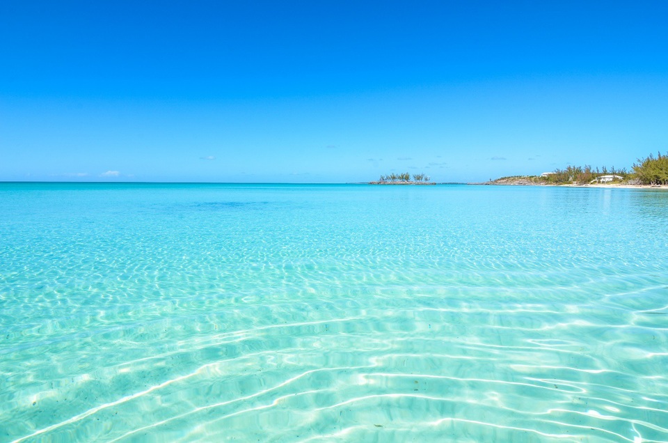 Cách bảo vệ mũi trong thời tiết chuyển mùa - 2 Nước biển Adriatic trong vắt như pha lê