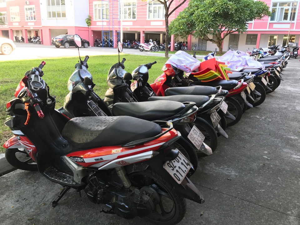 Triệt phá sòng bạc “khủng” trong quán cà phê - 3 Tang vật vụ án