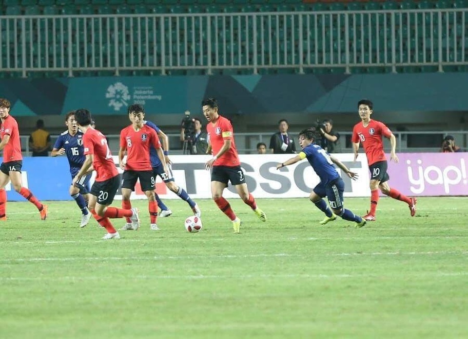 Olympic Nhật Bản 1-2 Olympic Hàn Quốc: Son Heung Min hoàn tất tấm HCV Asiad - 4
Son Heung Min vẫn để lại nhiều dấu ấn trong lối chơi của Olympic Hàn Quốc