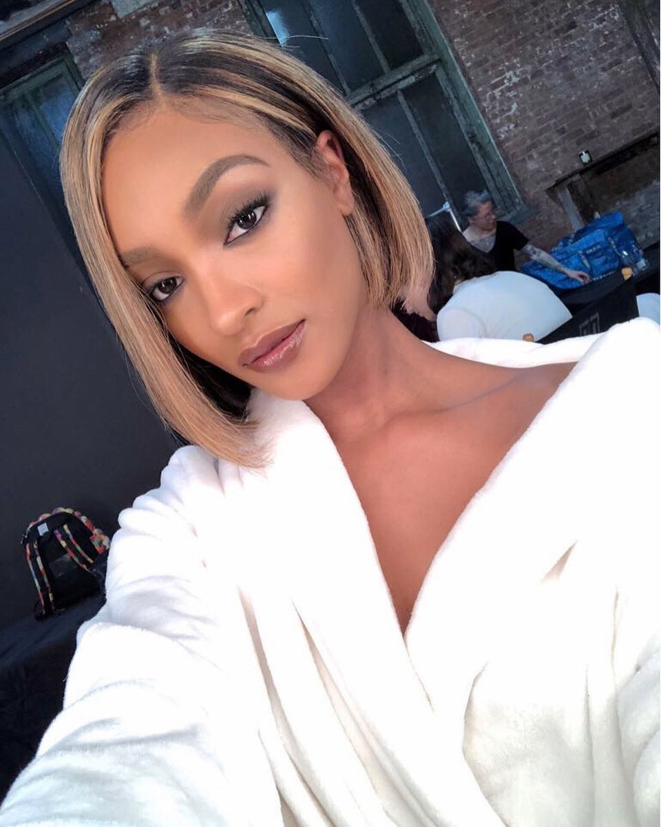 “Tóc kính” khiến hàng loạt sao nữ “mê mẩn” - 4 Người mẫu Anh - Jourdan Dunn