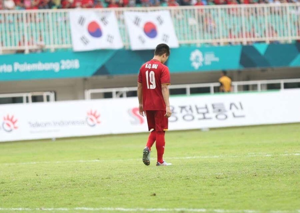 Khoảnh khắc Quang Hải, Minh Vương đá hỏng penalty khiến Việt Nam hụt HCĐ Asiad - 6 Khoảnh khắc Quang Hải, Minh Vương đá hỏng penalty khiến Việt Nam hụt HCĐ Asiad - 6