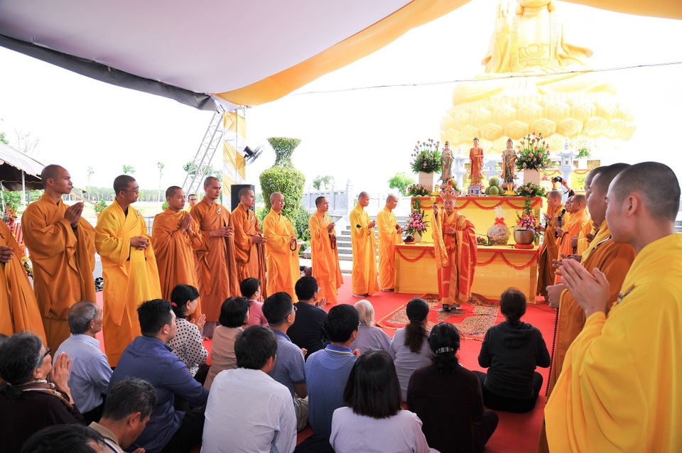 Mang lại cơ hội được sống cho trẻ em bị tim bẩm sinh - 3 “Đại lễ Cầu An – Cầu Siêu” tại Hoa Viên Bình An