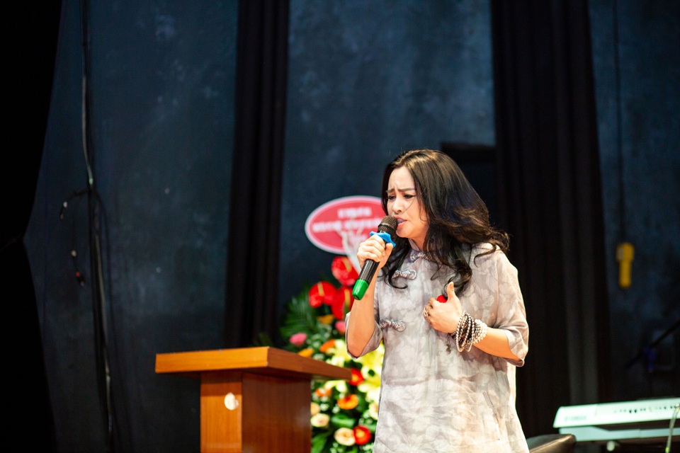 Nhà văn Hữu Ước: “Tại sao cái ác, cái xấu, sự không tử tế vẫn luôn tồn tại?” - 4 Nhà văn Hữu Ước: “Tại sao cái ác, cái xấu, sự không tử tế vẫn luôn tồn tại?” - 4