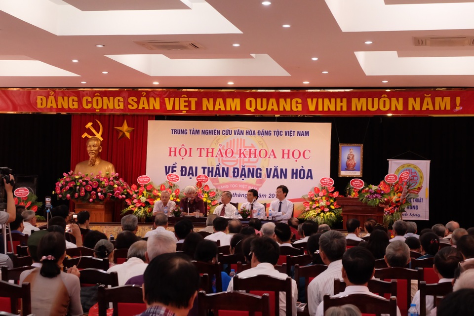 Điều ít biết về vị Tổng đốc Hà Nội được phong “Thần cứu hoả” - 3 Toàn cảnh hội thảo về đại thần Đặng Văn Hoà. Ảnh: Tùng Long.