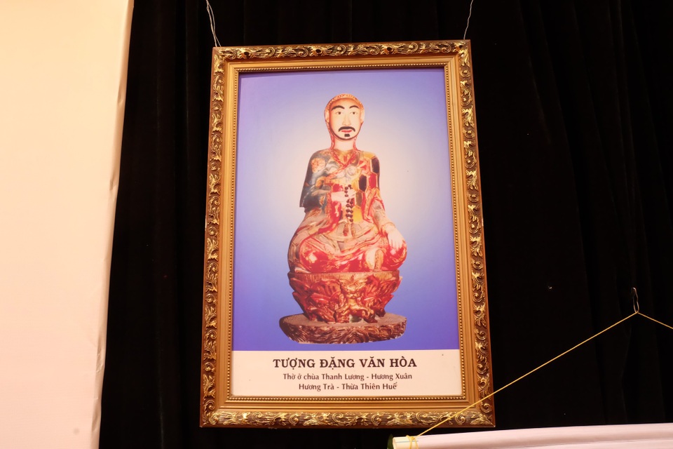 Điều ít biết về vị Tổng đốc Hà Nội được phong “Thần cứu hoả” - 1 Ảnh chụp tượng thờ Tổng đốc Đặng Văn Hòa ở chùa Thanh Lương, Hương Xuân, Hương Trà - Thừa Thiên Huế. Ảnh: Tùng Long.