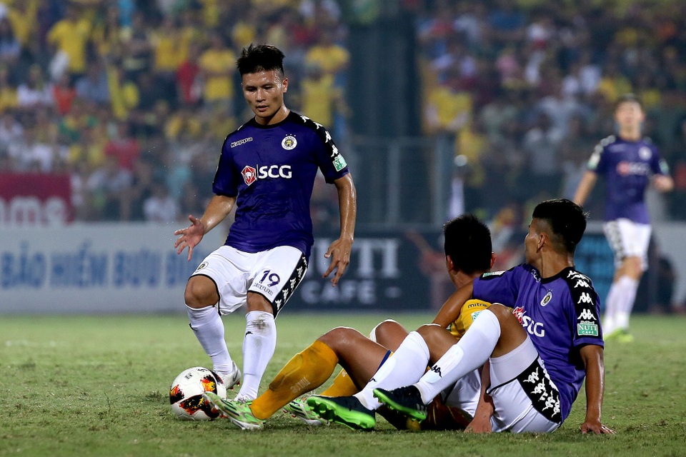 V-League 2018 hạ màn sớm và sự áp đảo của CLB Hà Nội - 1
CLB Hà Nội quá mạnh so với phần còn lại của V-League (ảnh: Gia Hưng)