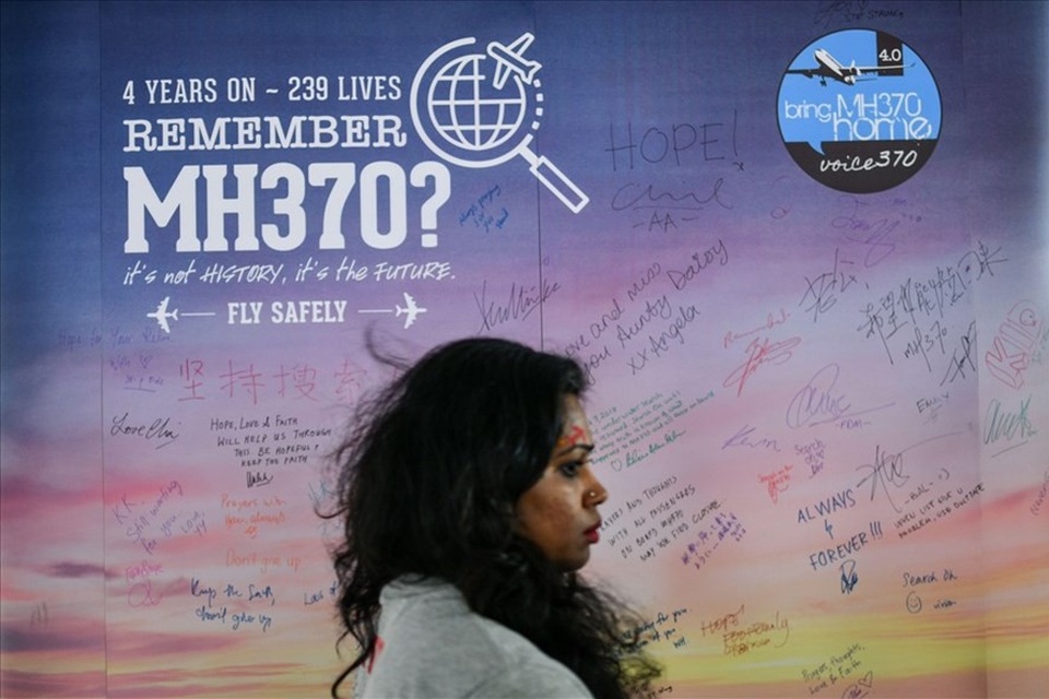 Trung Quốc dùng vệ tinh tìm kiếm MH370 ở rừng rậm Campuchia - 1
Vụ mất tích bí ẩn MH370 sau hơn 4 năm vẫn chưa có lời giải. Ảnh: Getty Images