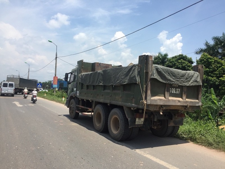 Tung quân tháng cao điểm, CSGT Bắc Giang xử nóng hàng trăm hung thần đường bộ! - Ảnh 2. Tung quân tháng cao điểm, CSGT Bắc Giang xử nóng hàng trăm hung thần đường bộ! - Ảnh 2.