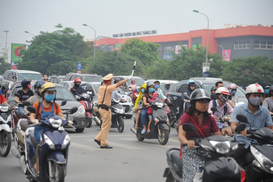 CSGT Hà Nội huy động tối đa lực lượng phục vụ WEF ASEAN 2018 - 6
Các khung giờ bị giới hạn lưu thông tại Hà Nội là từ 6h - 9h, 11h - 14h30 và từ 16h - 18h các ngày từ 10/9 - 14/9 từ ngày 10-14/9