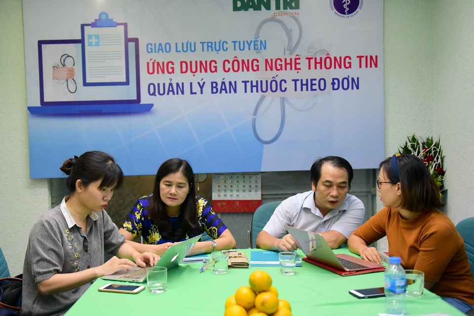 Các nhà thuốc phải có thiết bị và triển khai ứng dụng CNTT là quy định bắt buộc - Ảnh 2. Các nhà thuốc phải có thiết bị và triển khai ứng dụng CNTT là quy định bắt buộc - Ảnh 2.