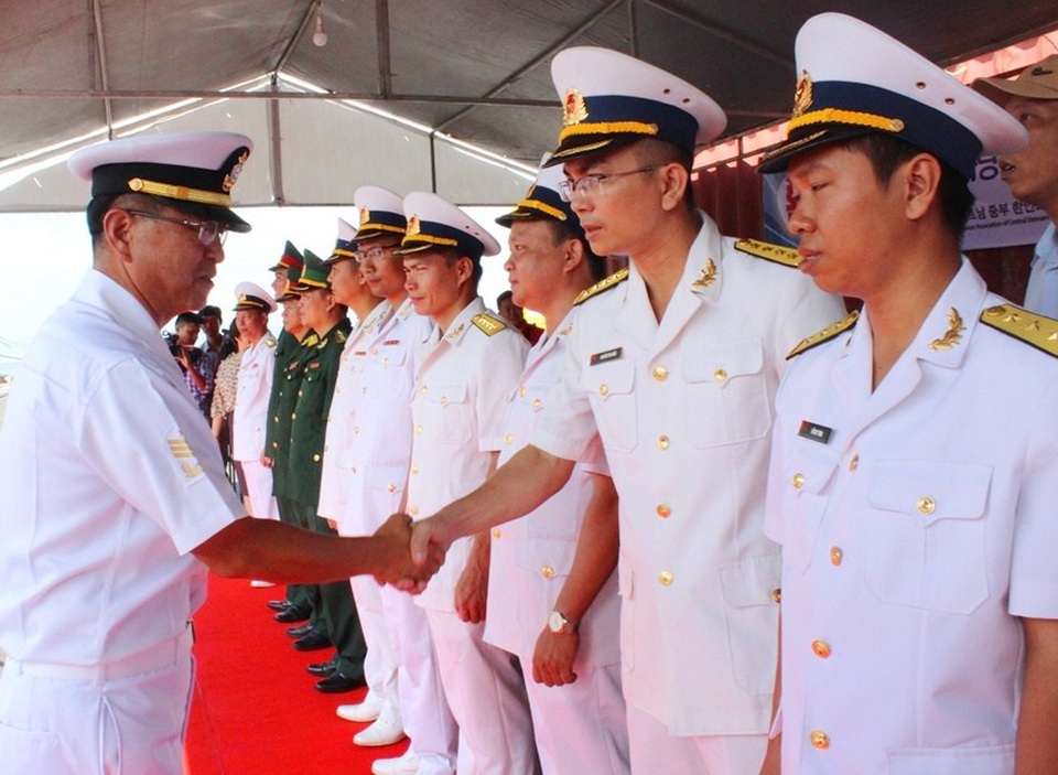 Tàu Hải quân Hàn Quốc thăm hữu nghị Đà Nẵng - 1 Lễ đón đoàn tàu Hải quân Hàn Quốc đến thăm Đà Nẵng được tổ chức trọng thể tị Cảng Tiên Sa