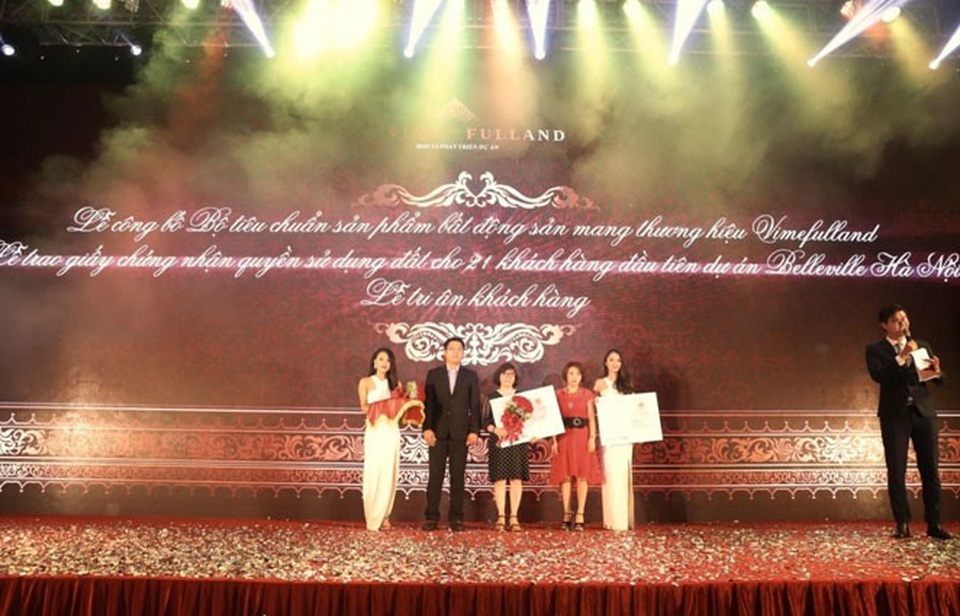 Vimefulland công bố bộ tiêu chuẩn sản phẩm và bàn giao "sổ đỏ" cho 21 cư dân đầu tiên dự án Belleville Hà Nội - 2 Vimefulland công bố bộ tiêu chuẩn sản phẩm và bàn giao "sổ đỏ" cho 21 cư dân đầu tiên dự án Belleville Hà Nội - 2